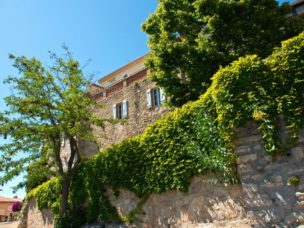 13Où passer vacances - castellet