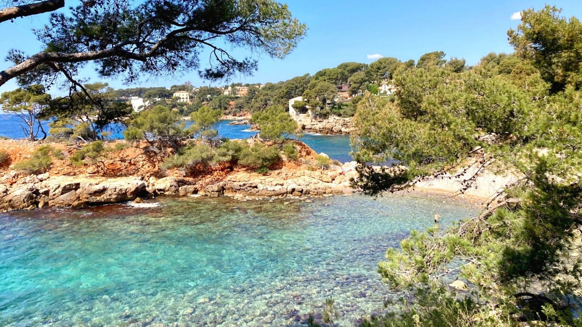 Mois de Mai à Bandol plage capelan