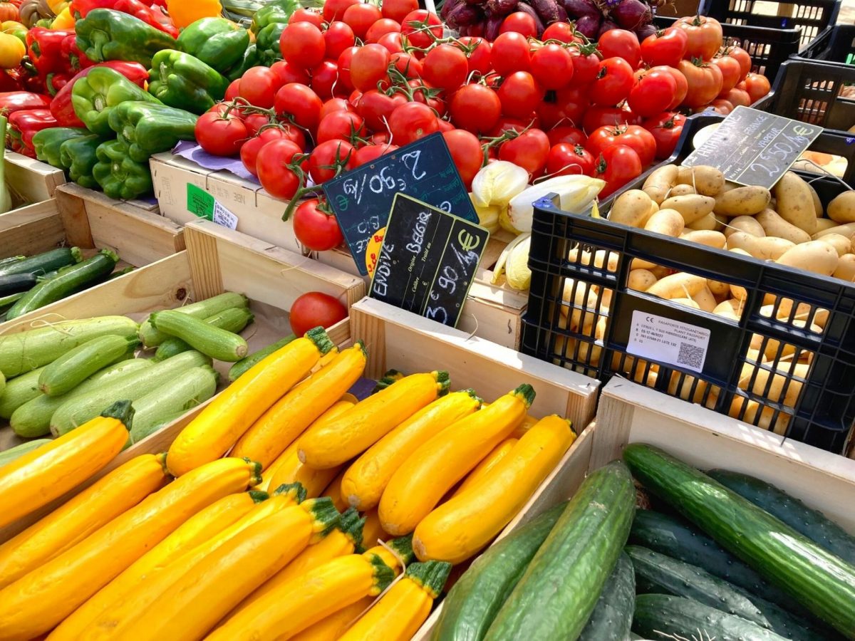 Mois de Mai à Bandol marché