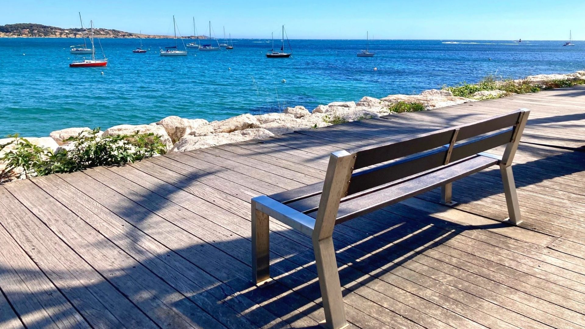 Mois de Mai à Bandol banc mer