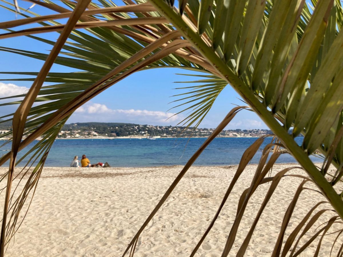Bandol en mars plage centrale 2