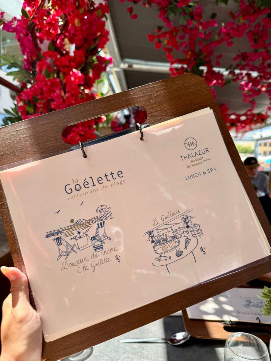 La Goélette Bandol - plage Renecros