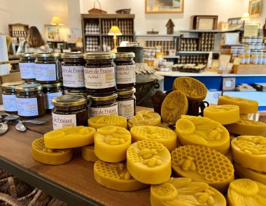 Visite de la Miellerie de l’Oratoire au Castellet