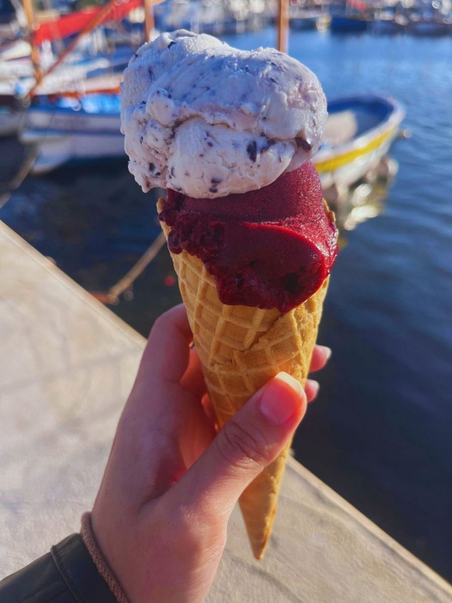 Glace sur le port de Bandol