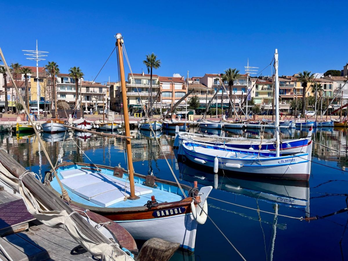 Port de Bandol en avril