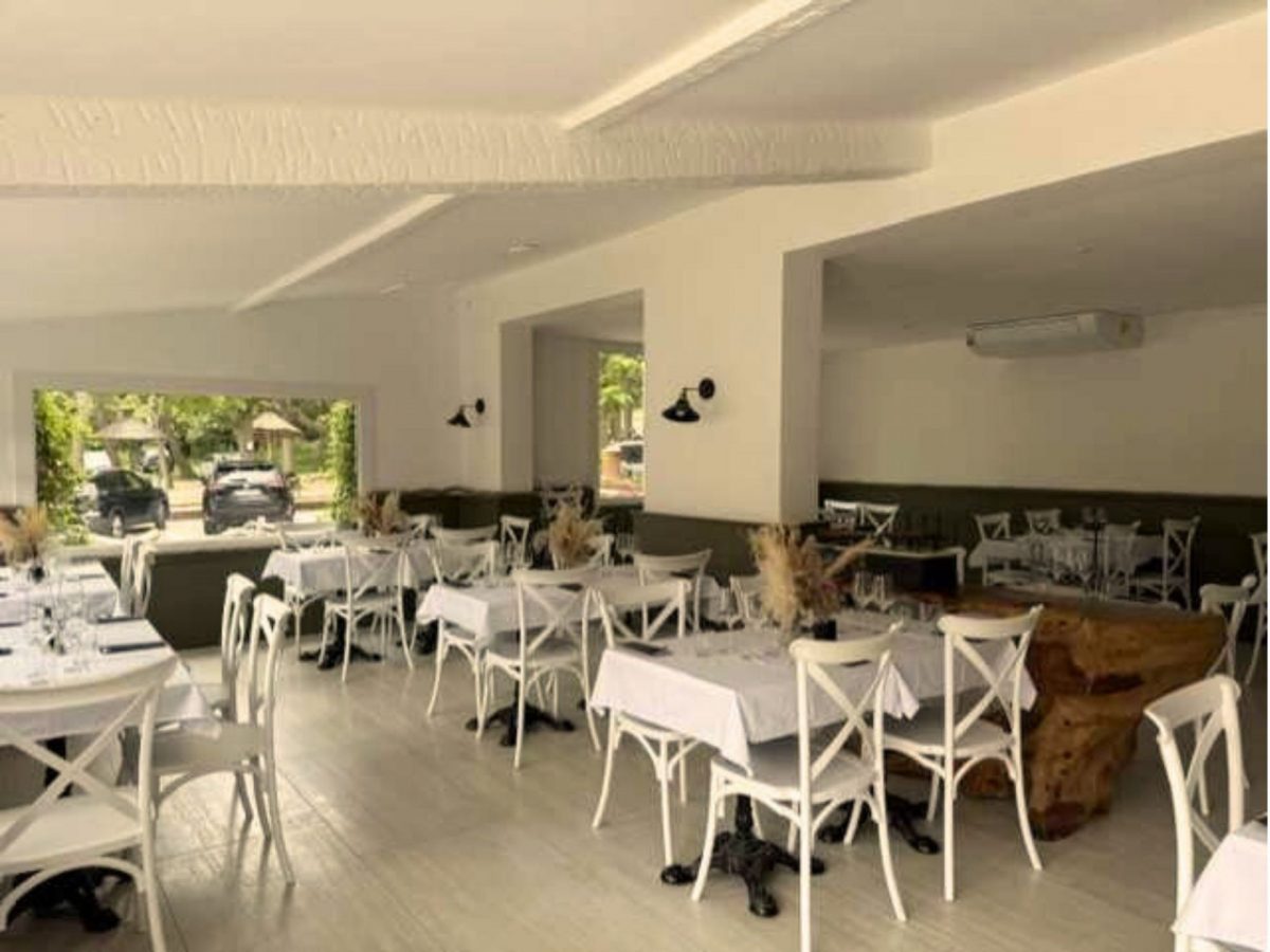 Salle restaurant Auberge des Pins Bandol