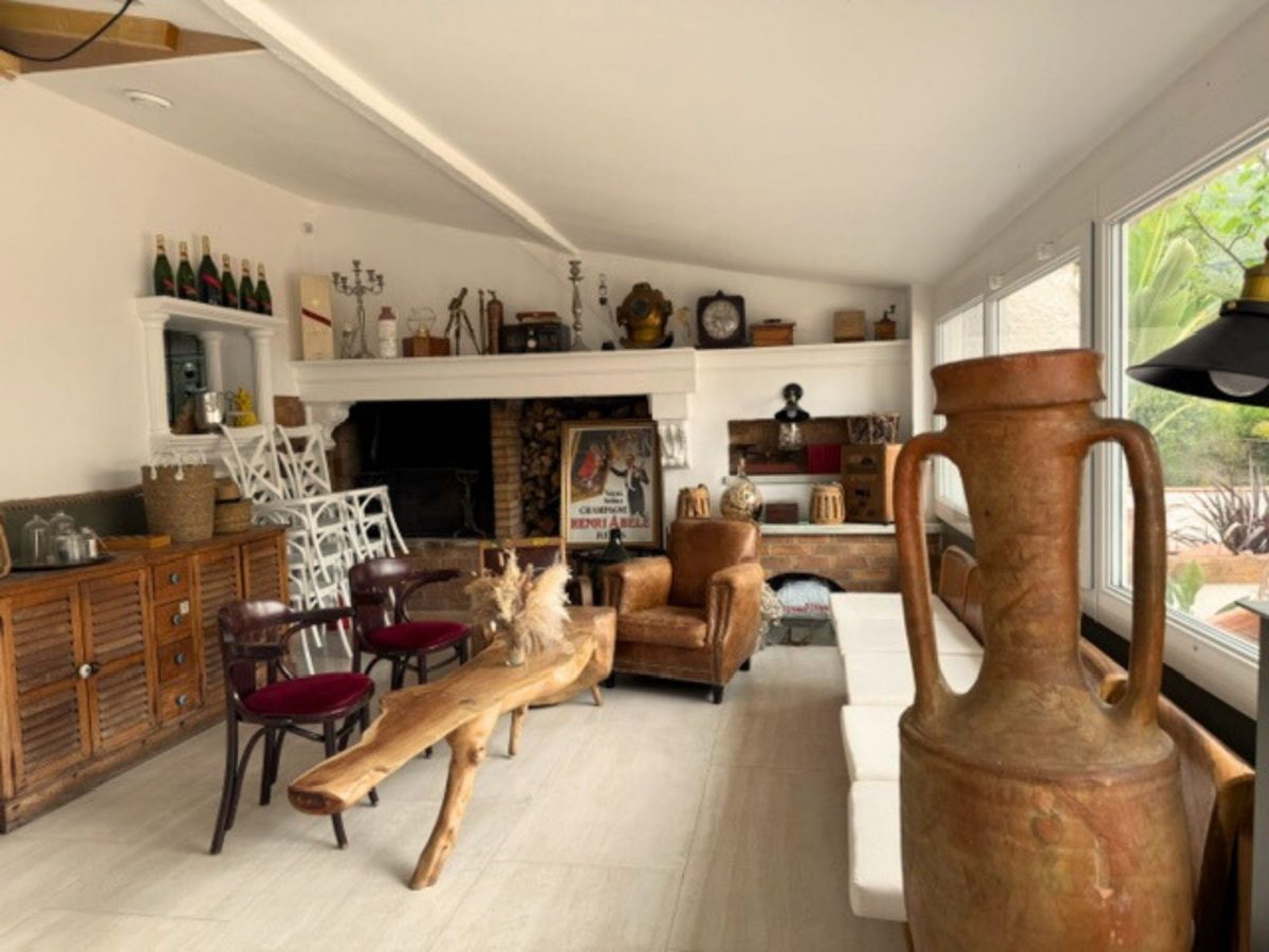 Salle restaurant Auberge des Pins Bandol