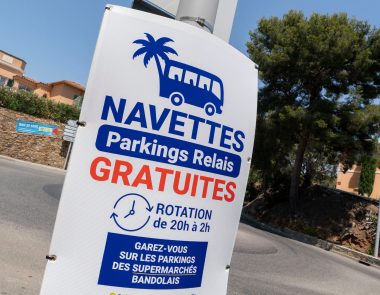 Les parkings relais : le secret de vos soirées d&rsquo;été à Bandol