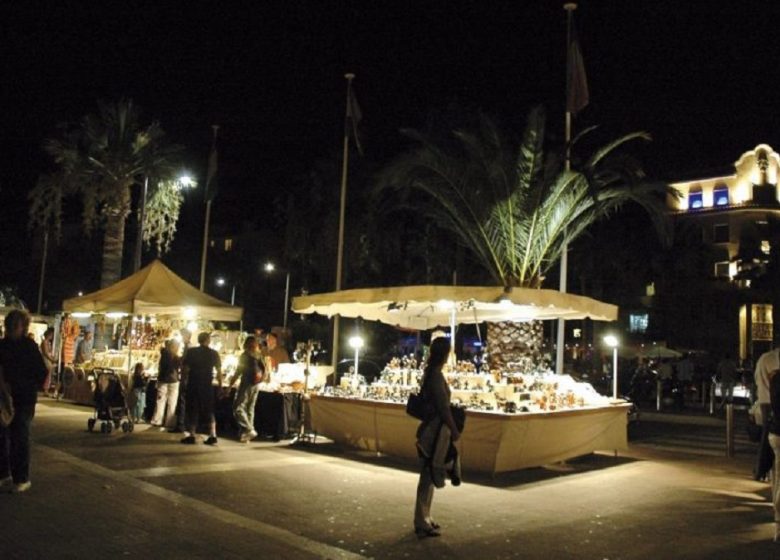 Nachtmarkt von Bandol