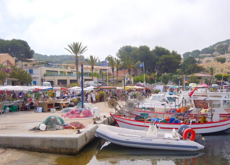 Provenzalischer Sommermarkt in Port de la Madrague