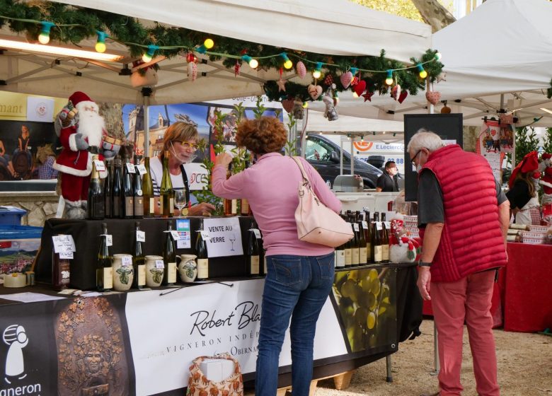 Large Alsatian market