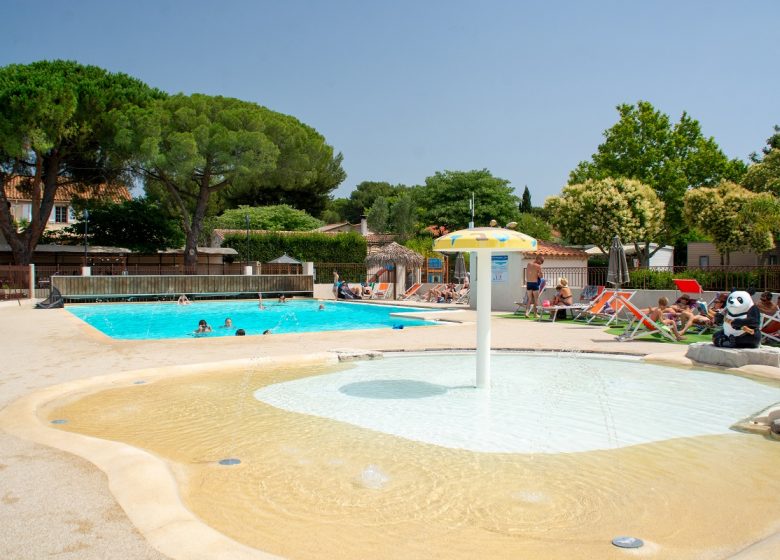 Camping CAMPASUN Parc Mogador : Aire de camping car