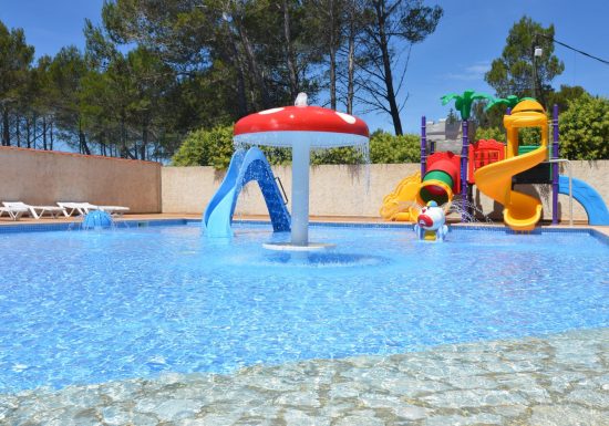 Camping Les Grands Pins