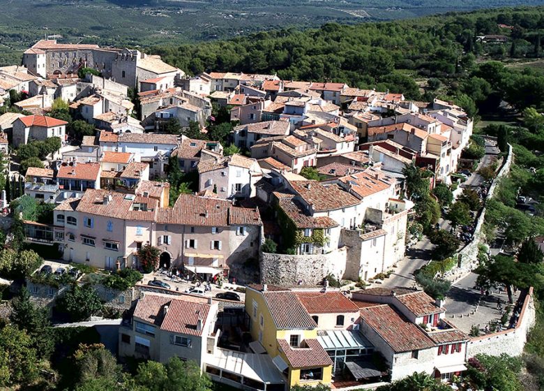 Hilios Tour: Journée Tradition avec guide au départ de Bandol