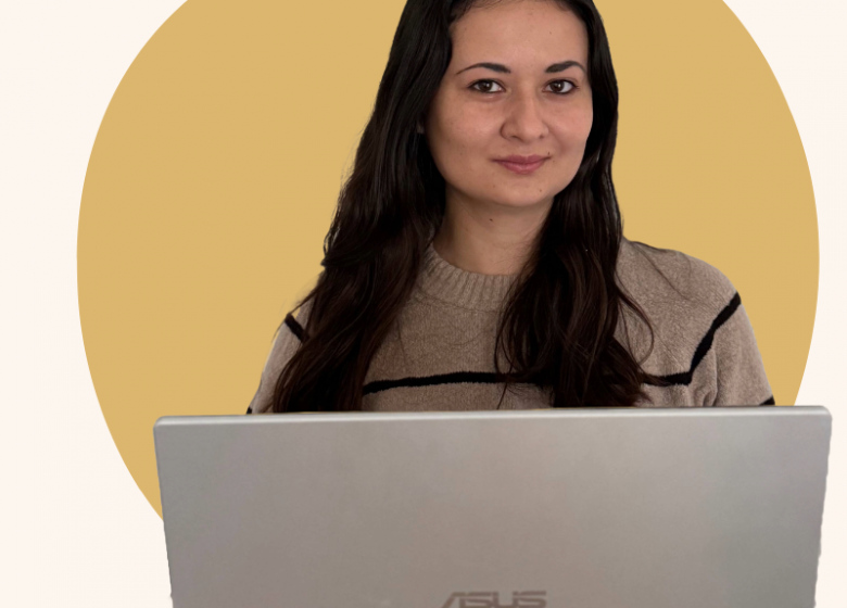 Charlène Stingl Réseaux Sociaux & Traduction