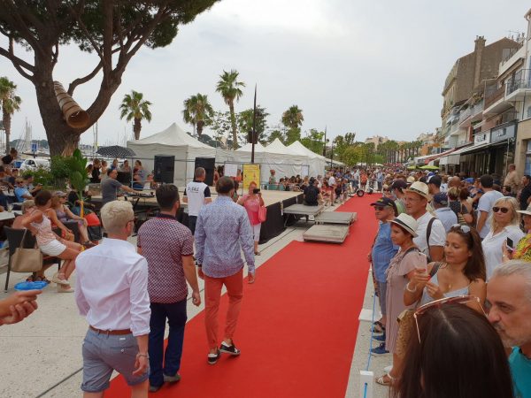 Grand défilé de mode