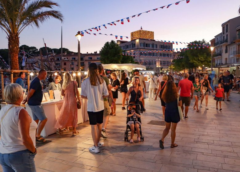 Marché Artisanal Nocturne