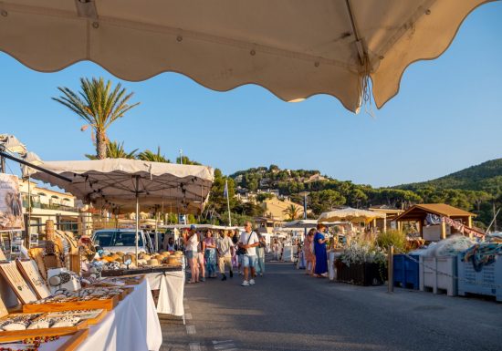 Marché nocturne du Port de la Madrague