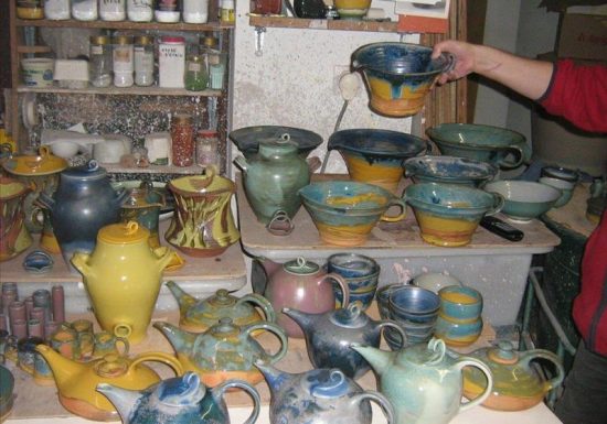 Cours – Céramique tournage à la Poterie du Beausset-Vieux – Comte Fabien