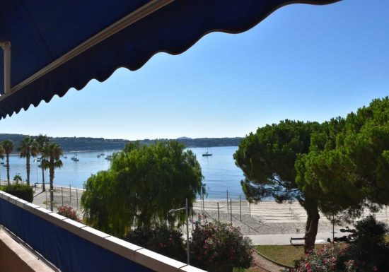 Haupaix-Barelli Eléonore