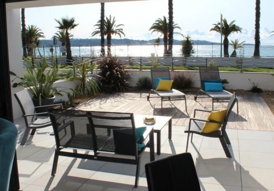 Holding Kaczmarek Sylvie