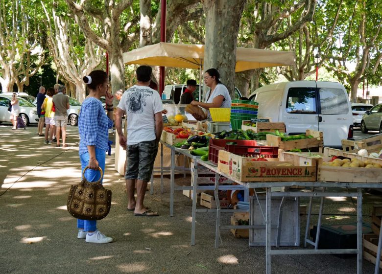 farmers market