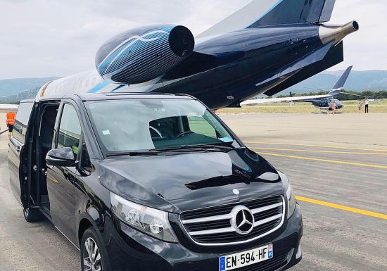 Driver Prestige Limousine